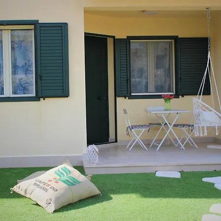 La Casa Di Chloe Holiday home *