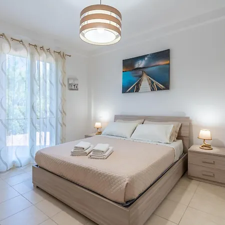 La Casa Di Chloe Апартаменты Марцамеми